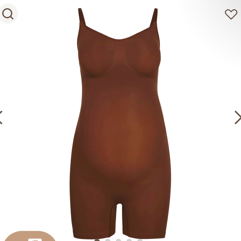 SKIMS Maternity bodysuit
